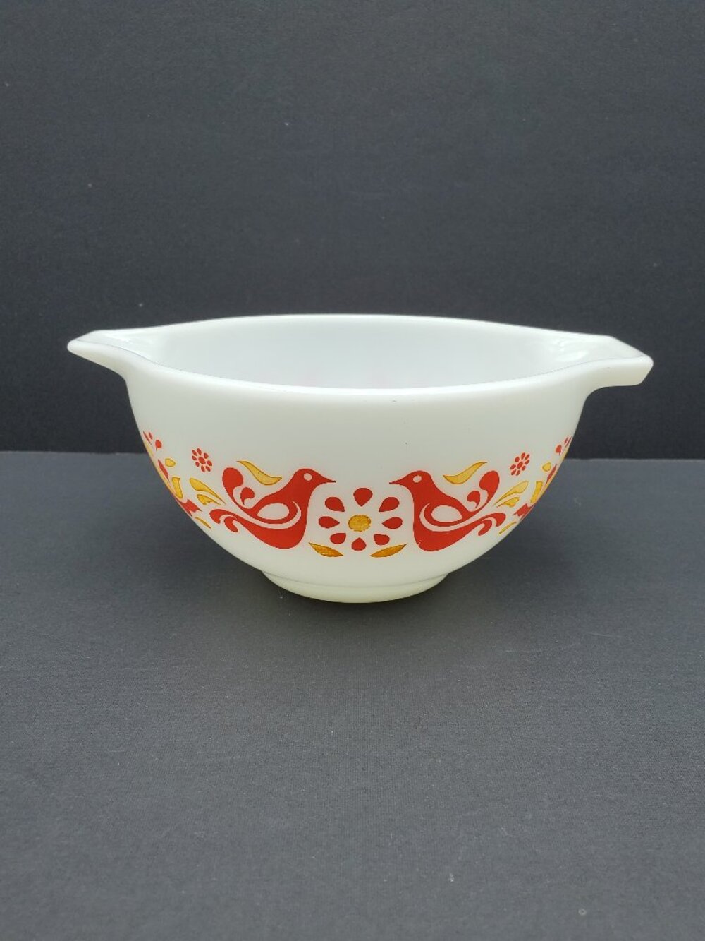Pyrex Friendship 1.5 Pt Cinderella Mixing Bowl Birdie Pattern 441 Serving Bowl